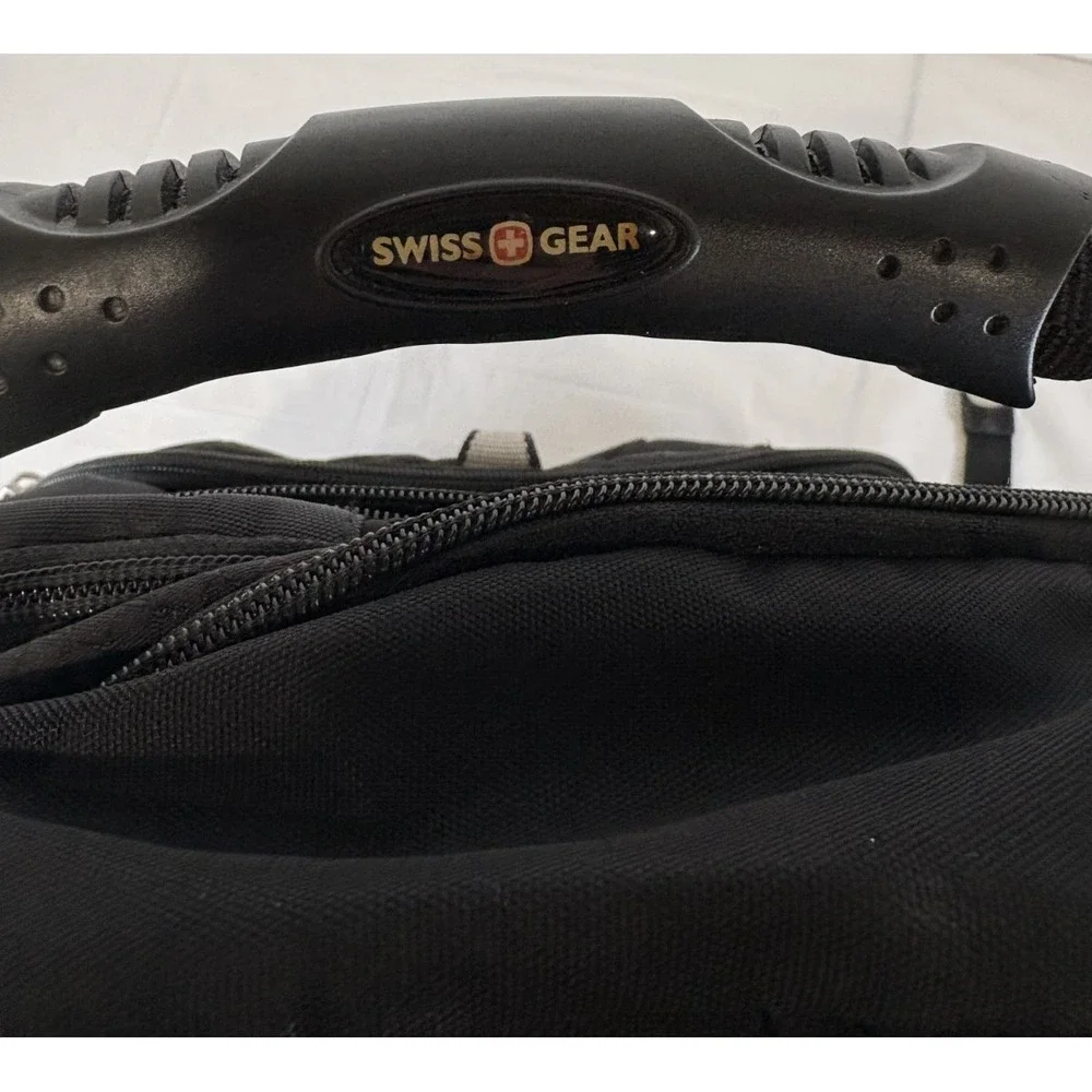 SWISSGEAR Black Backpack Men‎ Padded Zip Multiple Pockets Travel Business Casual
